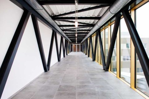 Ausschnitt Gebäude Panelux Passerelle
